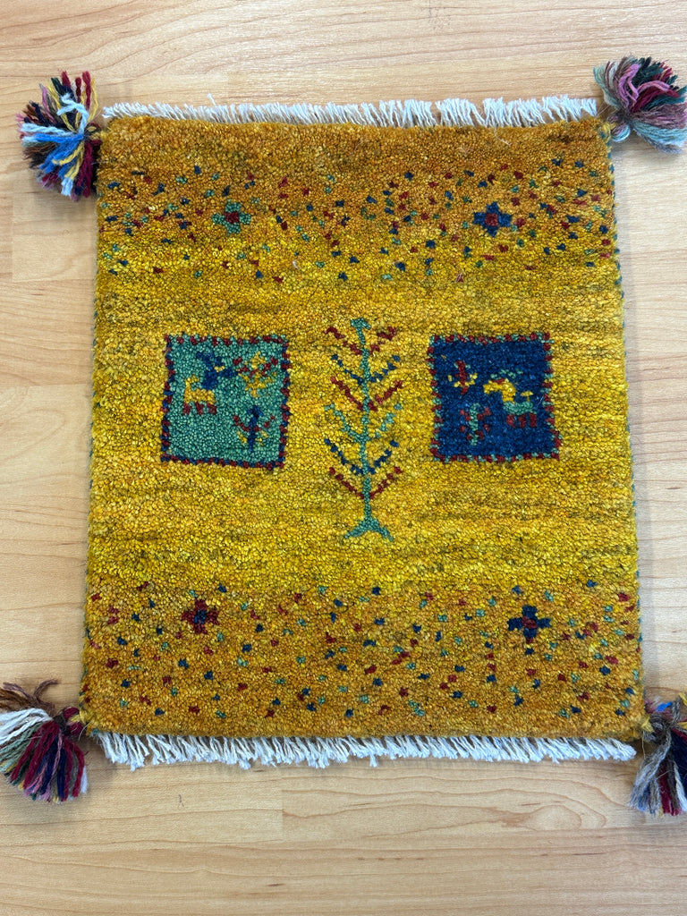ギャッベ 座布団サイズ 42×36cm 手織  黄色 鹿 生命の樹 (GC-5286)