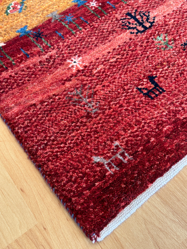 ギャッベ 玄関マットサイズ 99×63cm 手織り 赤(GD-5030)