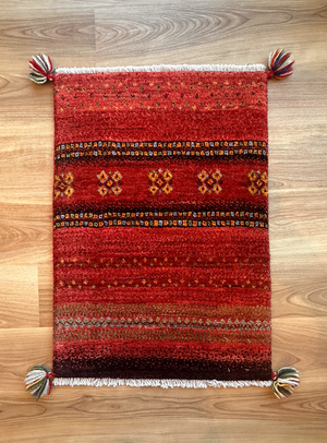 ギャッベ 玄関マット サイズ 72×50cm 生命の樹 花  赤  (GD-5186)