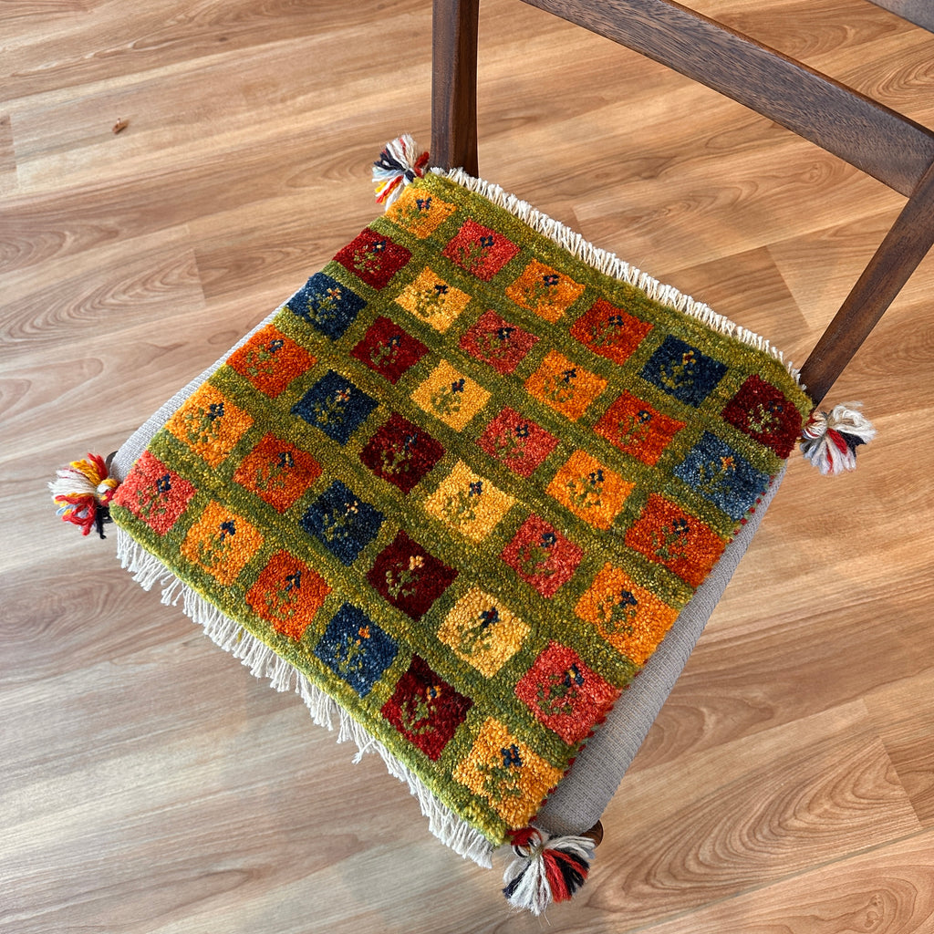 ギャッベ 座布団サイズ 40×39cm 手織り生命の樹 鹿 黄 (GC-5664)