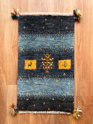 ギャッベ 玄関マット サイズ 62×36cm 生命の樹🌲鹿🦌窓 青(GD-5258)