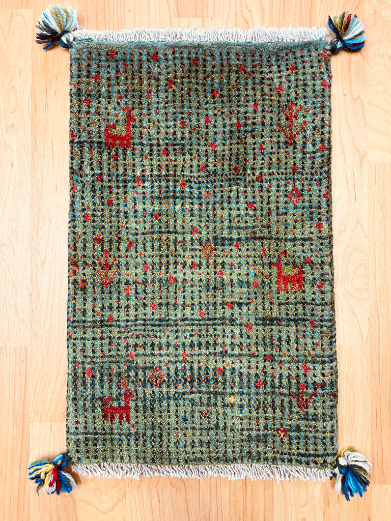 ギャッベ 小さめ玄関マットサイズ 66×41cm 手織り 生命の樹 鹿 緑【返品保証】(GD-5046)
