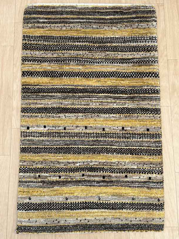 ギャッベ 玄関マットサイズ 92×56cm 手織り グレー　黄色(GD-0834)