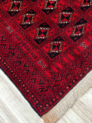 トライバルラグ（バルーチ）173×107cm 手織り 赤 (BR-0057)
