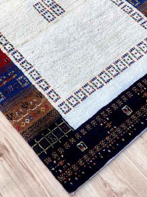 ギャッベ アクセントラグサイズ 132×84cm 手織り 白 紺 (GA-0329)