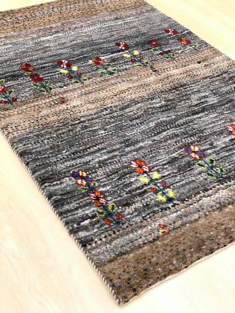 ギャッベ 玄関マットサイズ 104×67cm 手織り (GD-0014)