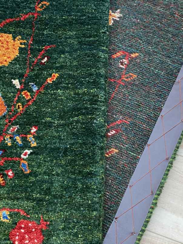 ギャッベ 玄関マットサイズ 95×63cm 手織り 緑 (GD-0400)４