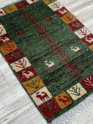 ギャッベ 玄関マットサイズ 61×41cm 手織り 緑 (GD-0420)