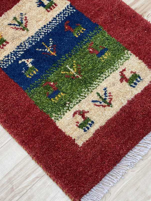 ギャッベ 玄関マットサイズ 55×43cm 手織り 赤 (GD-0441)