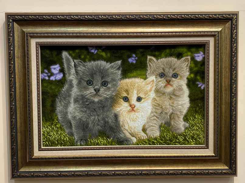 ペルシャ絵画絨毯 [絨毯]36×58cm [額込]58×80cm 手織り 猫 (PPC-0053)