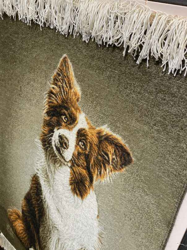 ペルシャ絵画絨毯 [絨毯]67×46cm [額込]90×69cm 手織り 犬 (PPC-0058