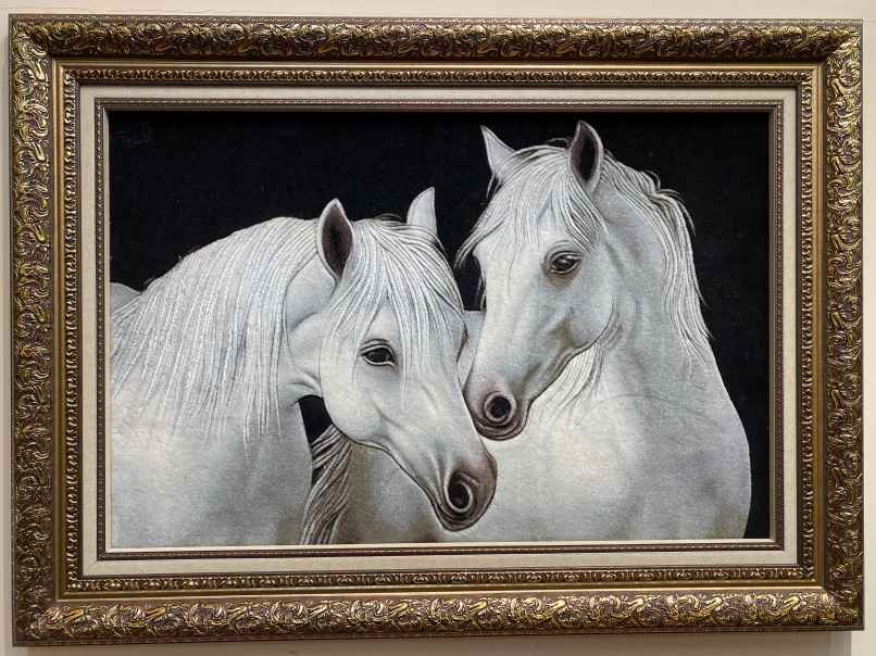 ペルシャ絵画絨毯 [絨毯]55×84cm [額込]78×107cm 手織り 馬 (PPC-0068)