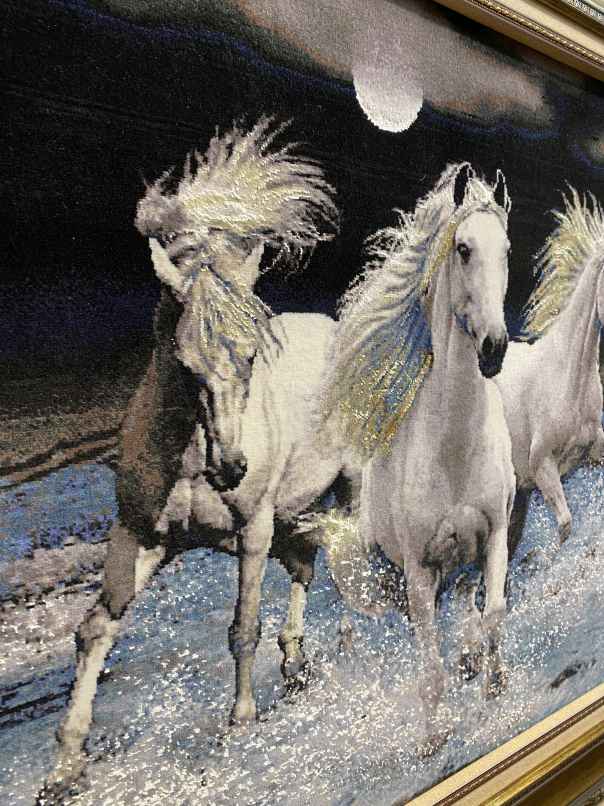 ペルシャ絵画絨毯 [絨毯]62×93cm [額込]84×116cm 手織り 馬 (PPC-0069)３