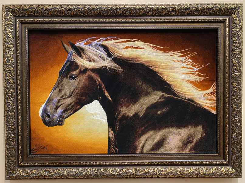 ペルシャ絵画絨毯 [絨毯]58×87cm [額込]82×110cm 手織り 馬 (PPC-0070)