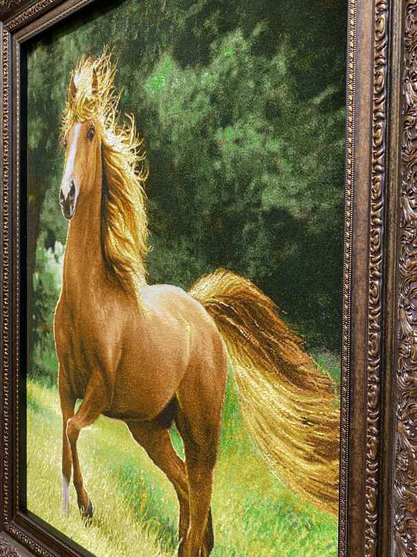 ペルシャ絵画絨毯 [絨毯]86×66cm [額込]109×89cm 手織り 馬 (PPC