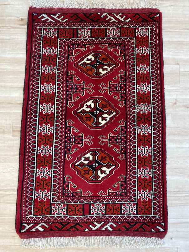 オールド絨毯 バルーチ族 サドルバッグの装飾面 手織り トライバルラグ-
